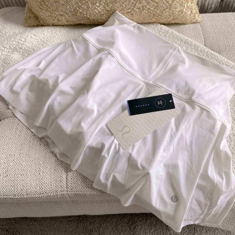Lululemon Tennis Skirt - Size 6